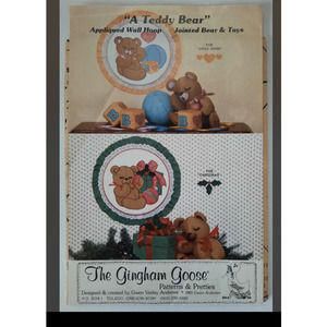 1993 The Gingham Goose "A Teddy Bear" Appliqued Wall Hoop